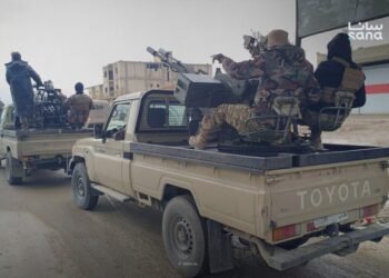 Syrian Forces Advance into East Aleppo Following Kurdish Withdrawal Agreement