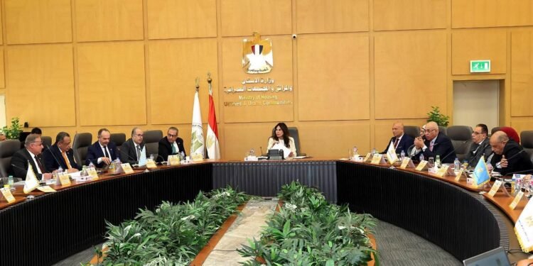 Minister of Housing chairs the General Assembly of the Arab Contractors