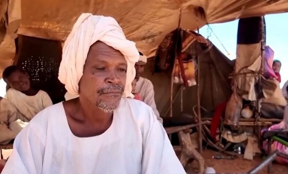 Banditry by war : Sudanese nomads trapped .. 14 m displaced due to ethnic bloodshed