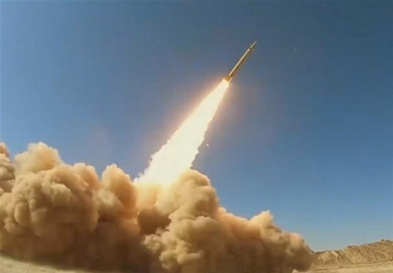 Retaliatory strikes across Middle East , Iran targets Israel and American bases