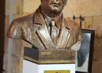 Poetry in Stone: Statue of ‘Poet of Hope’ Fouad Haddad Inaugurated in Islamic Cairo