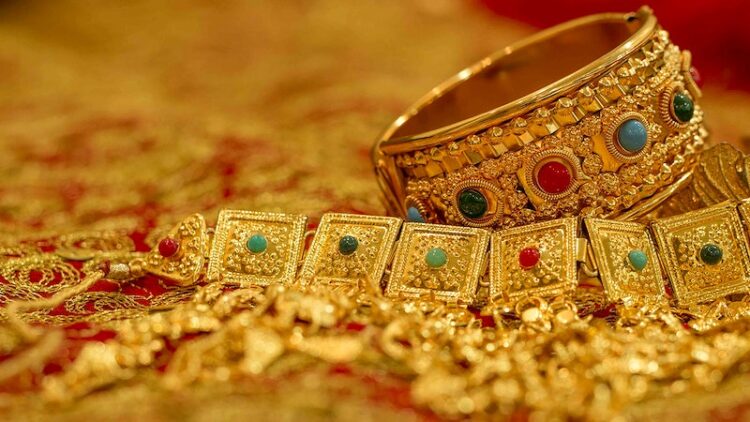 Gold Prices in Egypt Surge on Monday Amid Escalating Regional Tensions