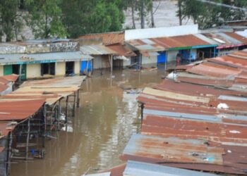 Heavy Rainfall and Flooding Claim Lives and Ground Aviation in Kenya