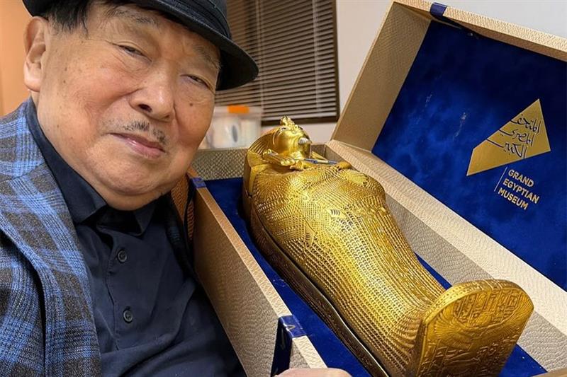 Japanese archaeologist Sakuji Yoshimura